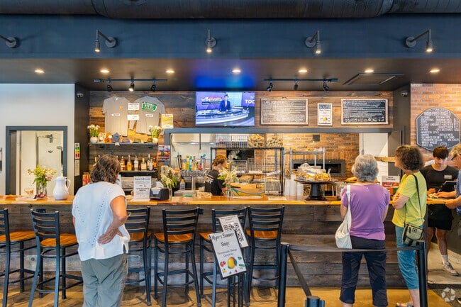 Myer's Wood Fired Bagels in Five Avenues serves up speciality Montreal style bagels.