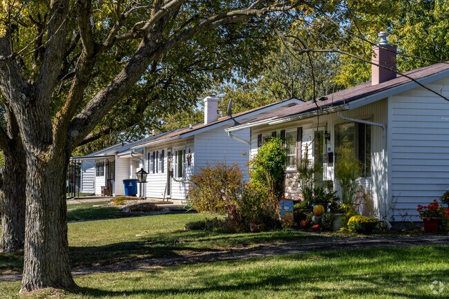 Ranch style homes are the most common home type found in Northeast Marion.