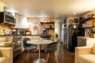 130 S Cortez St Unit Japoolzzi Suite, New Orleans, LA 70119