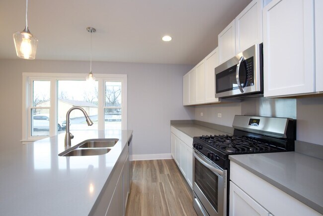 16639 W Brockman Ave unit J06P, Lincolnshire, IL 60069 - photo 6