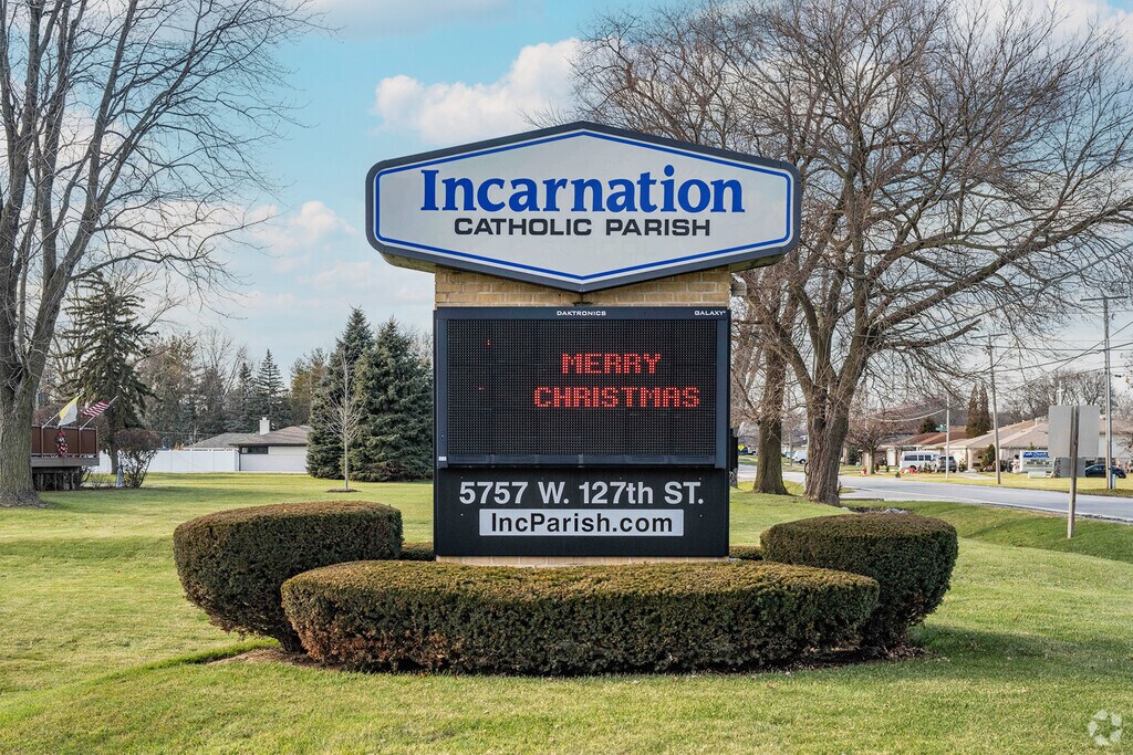 Incarnation Elementary School is a private school in Palos Heights, IL.