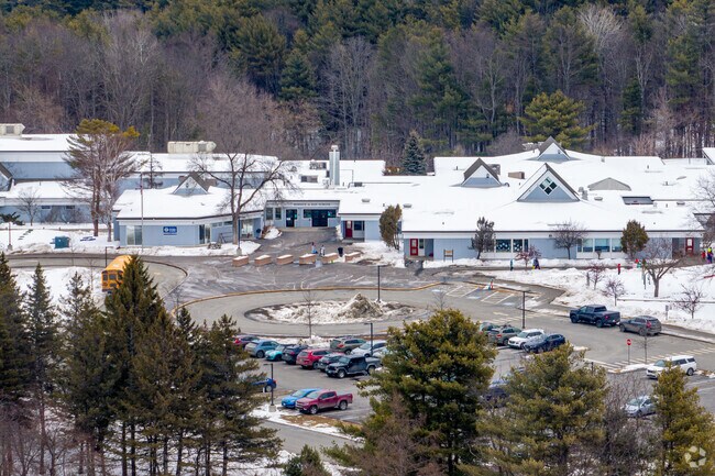 The Bernice A Ray Elementary School is a public school serving Hanover, NH.