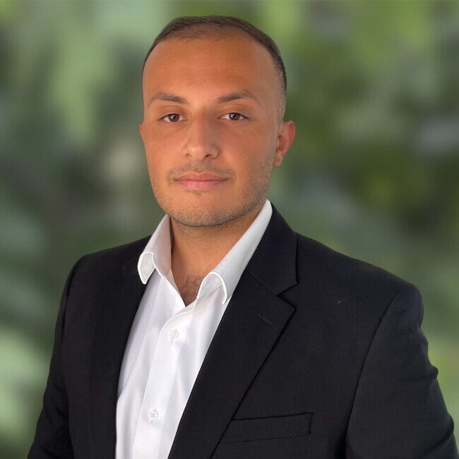 Agent Photo