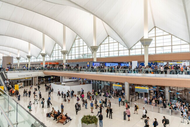 Jetting out is easy—Quail Valley is just over 30 minutes from Denver International Airport, keeping travel plans smooth and stress-free.