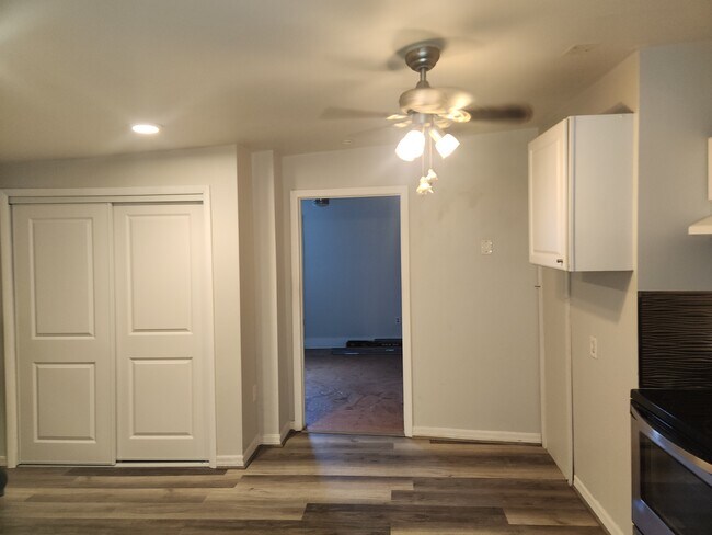 13406 Boca Ciega Ave unit 1, Madeira Beach, FL 33708 - photo 4