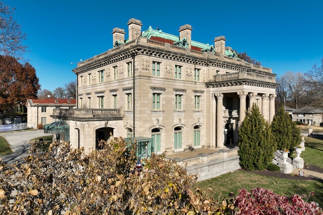 The Scarritt Renaissance neighborhood is home to the renowned Kansas City Museum.