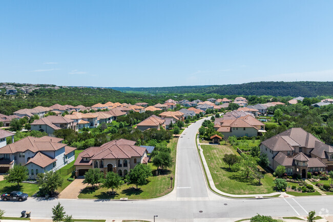 Covering a sprawling 4,600 acres, Steiner Ranch impresses.