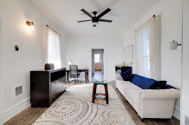 414 S Holladay Dr, Seaside, OR 97138 - photo 4