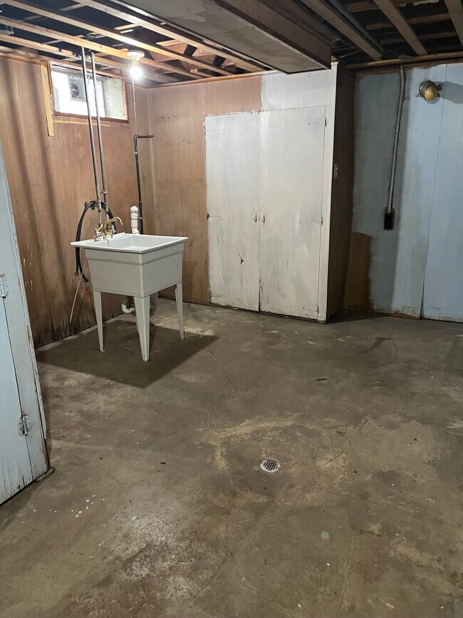 1506 Chandler Ave unit Chandler, Lincoln Park, MI 48146 - photo 6