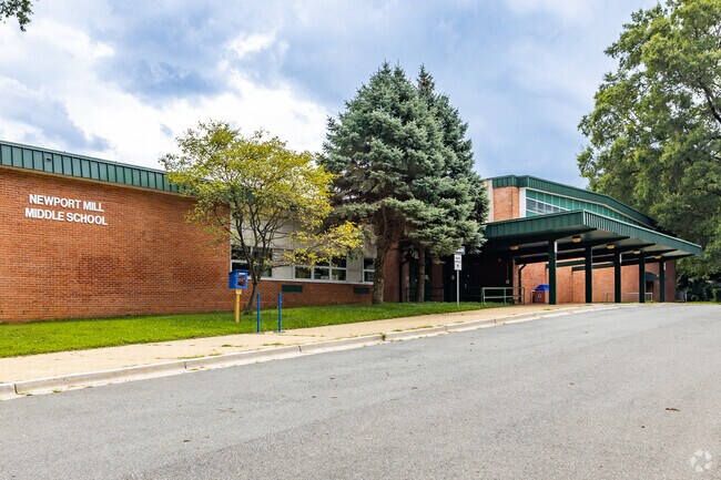 Newport Mill Middle School uses a STEM based approach to prepare Forest Glen students for a future in tech.