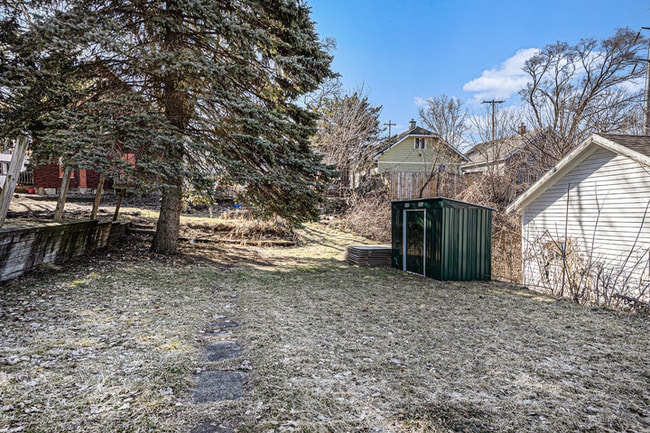 36 Grove St NE, Grand Rapids, MI 49505 - photo 4