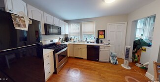 55 Kelly Rd Unit 2, Cambridge, MA 02139