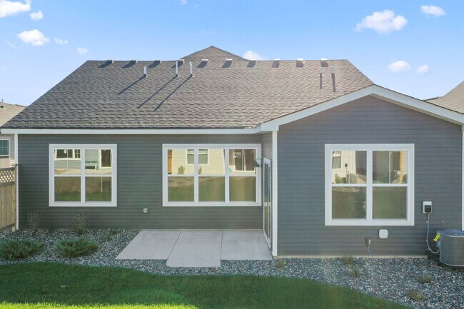1303 150th St W, Rosemount, MN 55068 - photo 3