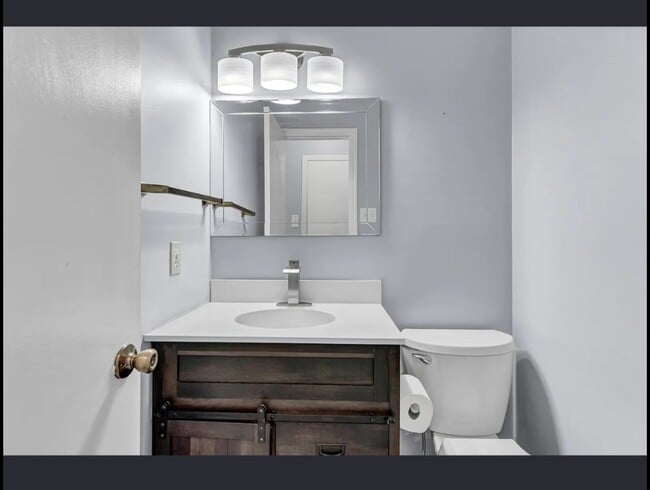 686 Bethany Ct, Maryville, TN 37803 - photo 6