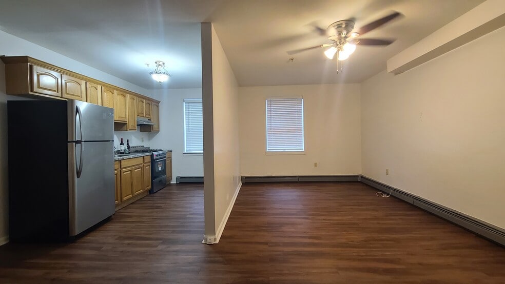 134 71st St unit 1, Guttenberg, NJ 07093 - photo 1