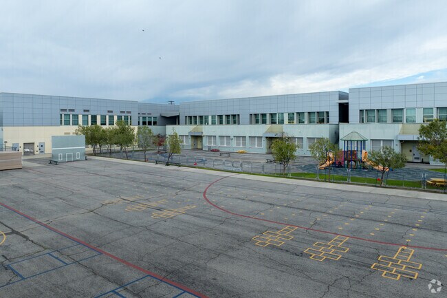 Lucille Roybal-Allard Elementary provide various outdoor activities.