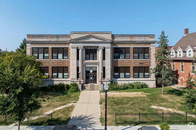 Nathan Hale Elementary School is a public school.