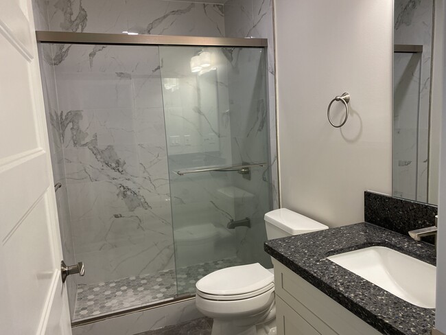 1253 Ekaha Ave, Honolulu, HI 96816 - photo 5