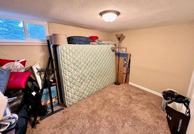 1015 Iowa Ave unit 2, Colorado Springs, CO 80909 - photo 7
