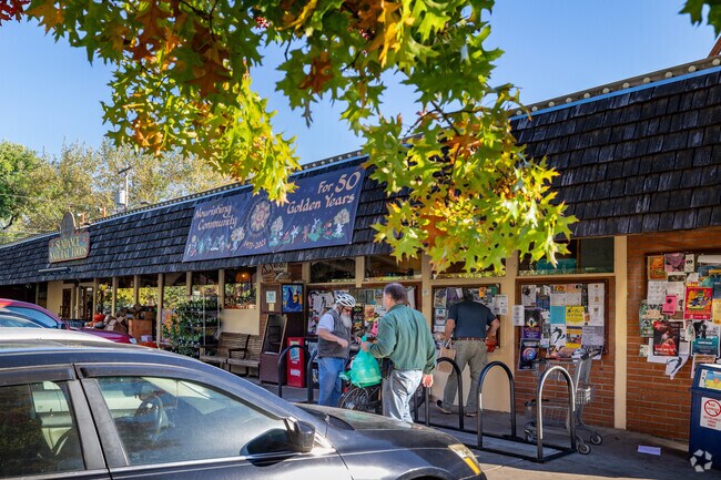 Sundance Natural Foods near South University has been serving the community for fifty years.