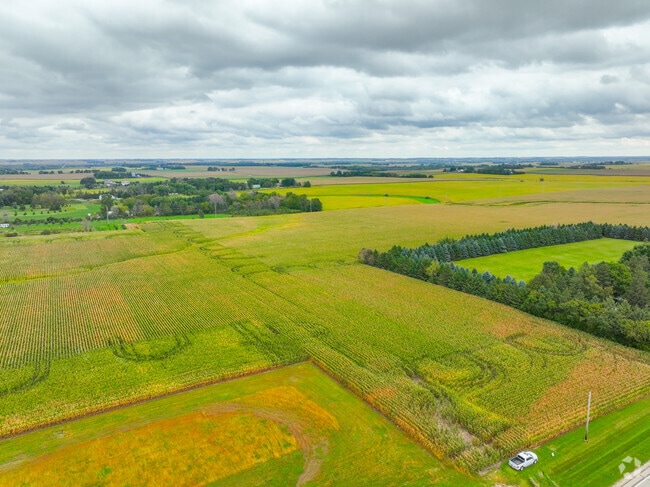 Large expanses of farmland border Dodge Center.