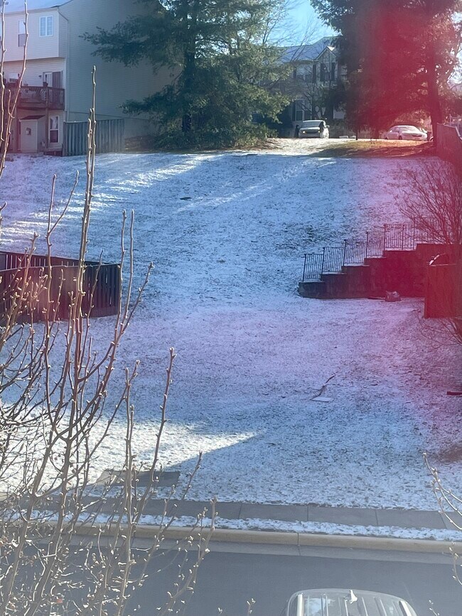 2570 Sylvan Moor Ln, Woodbridge, VA 22191 - photo 4