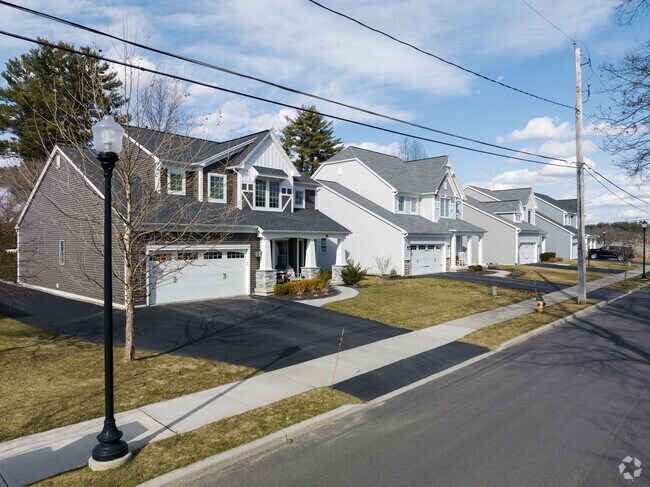 The average sale price for a home in Saratoga Springs is $759,003.