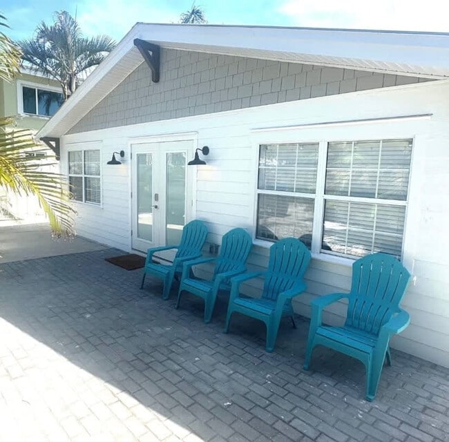 3006 Gulf Dr unit ID1363942P, Holmes Beach, FL 34217 - photo 3