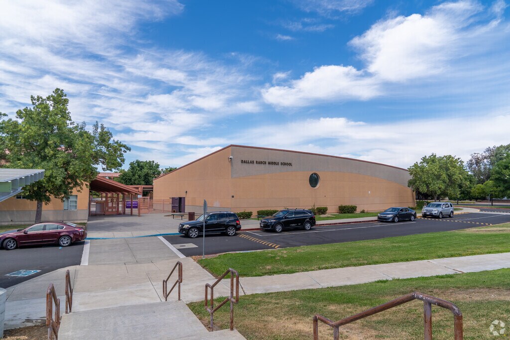 Dallas Ranch Middle School, Rankings & Reviews