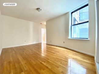 585 Isham St, New York, NY 10034