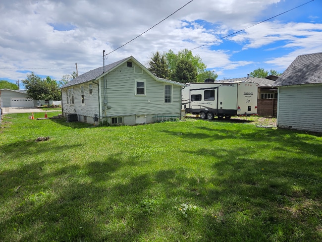 1011 S Cottage Grove, Miles City, MT 59301 - photo 6
