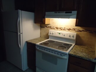 7440 Germane Trail Unit TOWNHOUSE end unit, Apple Valley, MN 55124