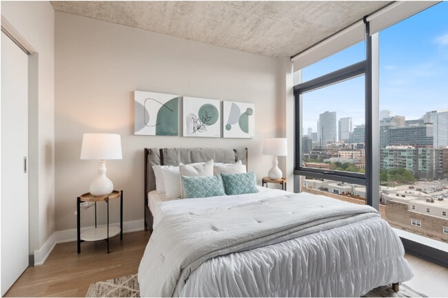 1039 W Van Buren St, Chicago, IL 60607 - photo 2