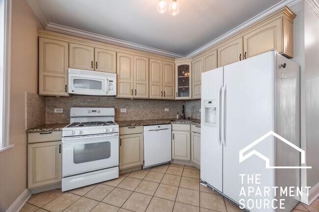 3055 N Kimball Ave unit 2, Chicago, IL 60618 - photo 3