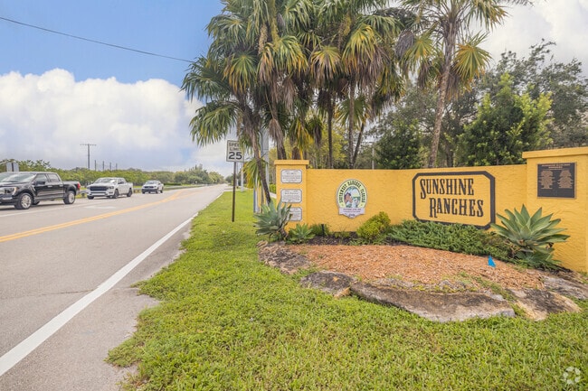 Sunshine Ranches, Florida, is an equestrian community.