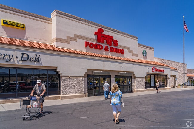 Fry’s Food & Drug is a key grocery store in Central Heights-Midland City, with a full-service deli, pharmacy, and essentials for residents across the community.
