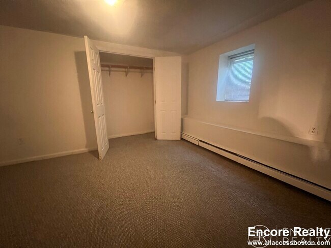 24 St Cyprians Place unit 1R, Boston, MA 02120 - photo 5