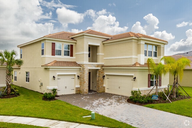 Wesley Chapel has higher end homes in gated communities for the distinguished buyer.