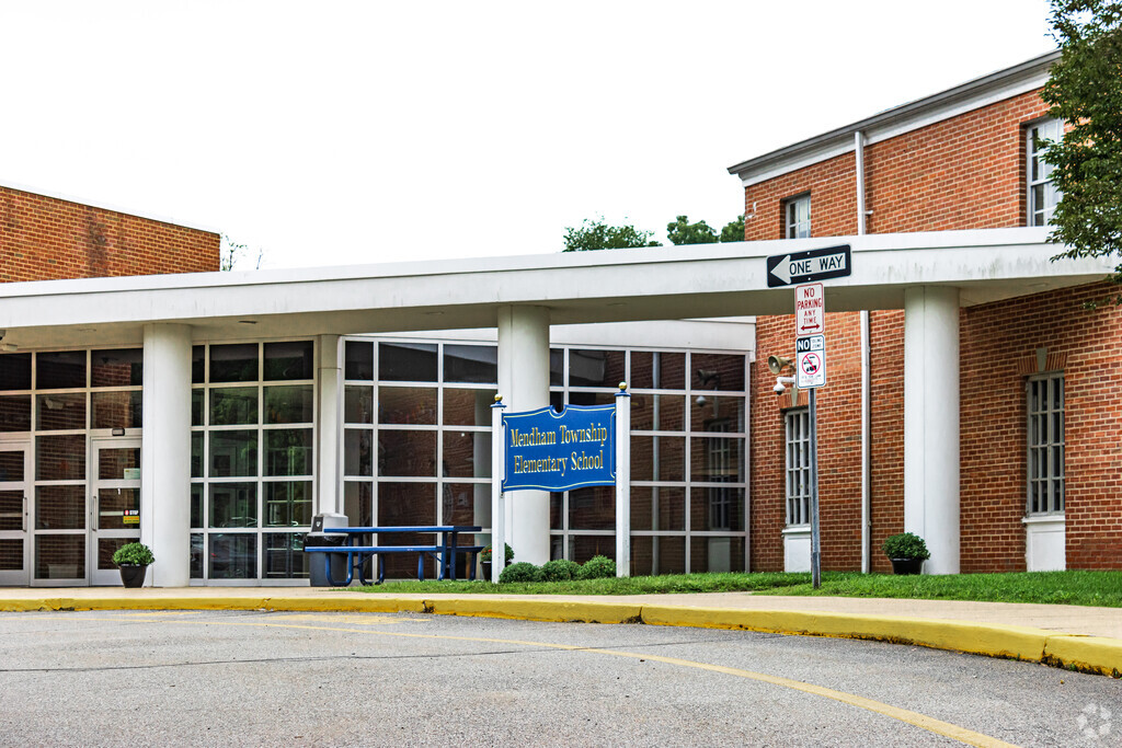 Mendham Township Elementary School provides education to the little residents in Mendham.