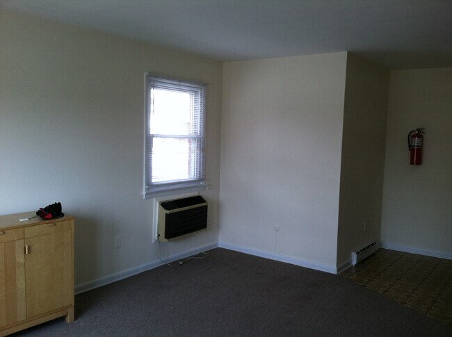495 Main St unit 2L, Fort Lee, NJ 07024 - photo 5