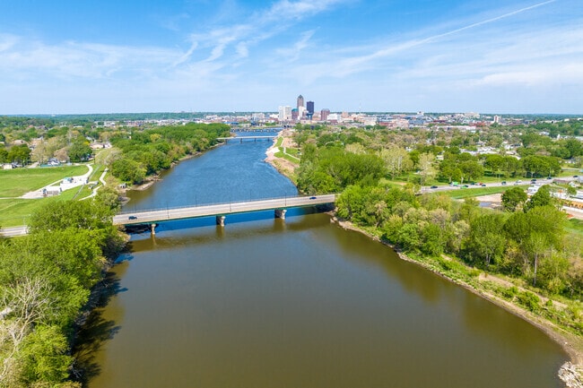 Chesterfield offers both the big-city feel and connection to surrounding nature.