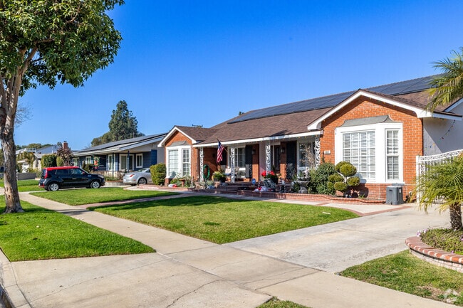 Lakewood was designed to be primarily residential with the majority single family homes.