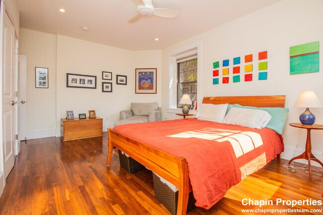 49 Alton Place unit 2, Brookline, MA 02446 - photo 2