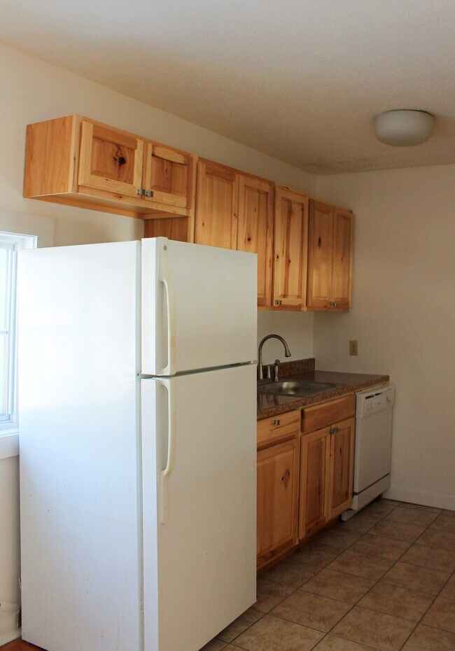 Otterside Apartments, Middlebury, VT 05753 - photo 4