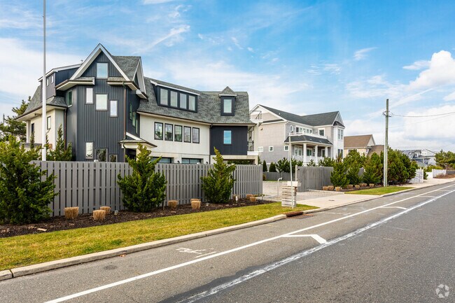 Here is a row of custom built homes in Mantoloking, NJ.
