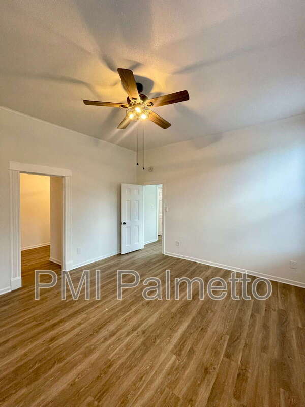 105 W High St unit 2, Winnsboro, SC 29180 - photo 5