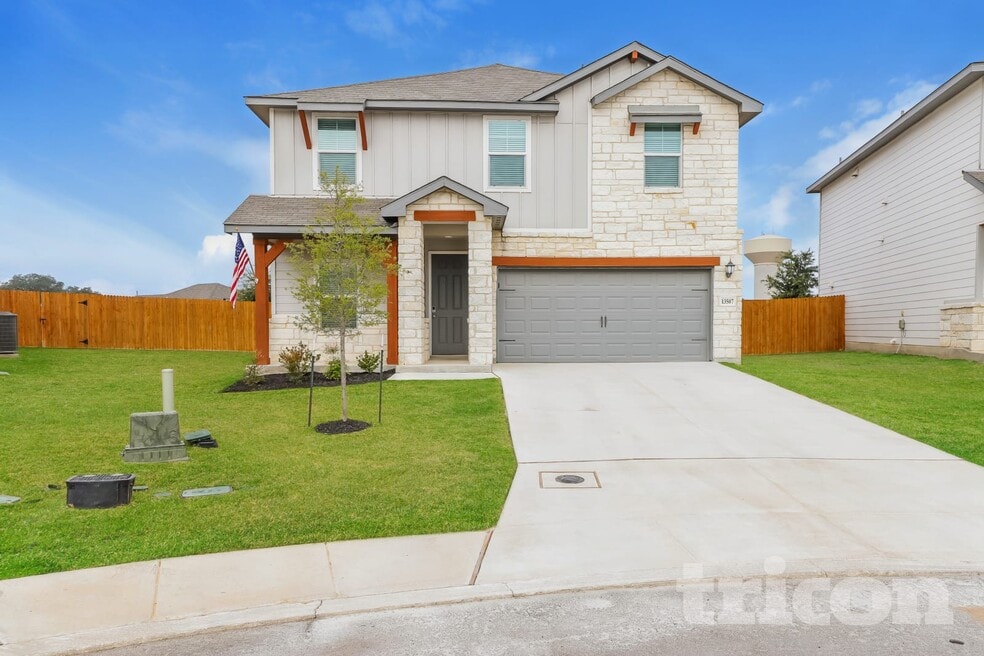 13507 Paxton Blvd, Saint Hedwig, TX 78152 - photo 1