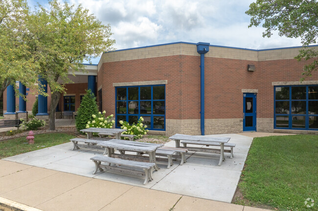 Harvest Ridge Elementary School serves students from PK, K-5.