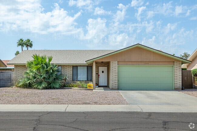 Many residents of Gililland choose a low-water yard for easy maintenance.