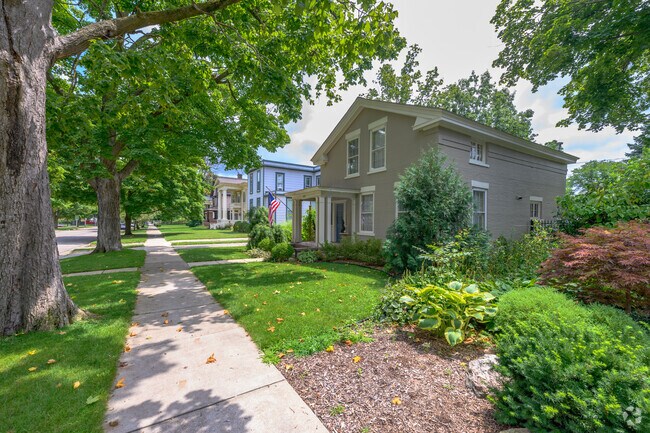 Central Business District includes many historic homes within its boundaries.